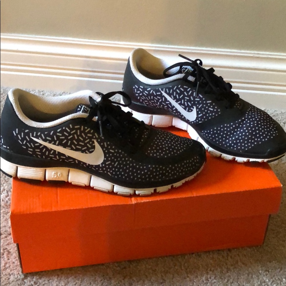 Nike Free 5.0 Black Tennis Shoes